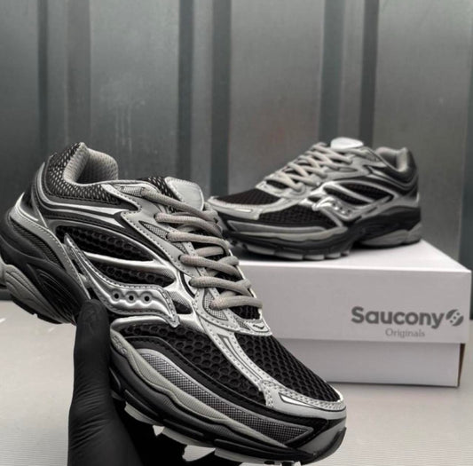 Black/Silver Saucouuny