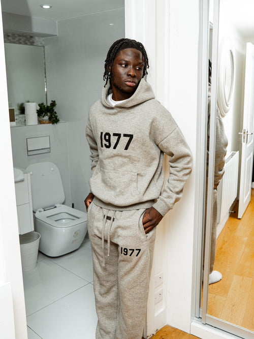 19777 tracksuit